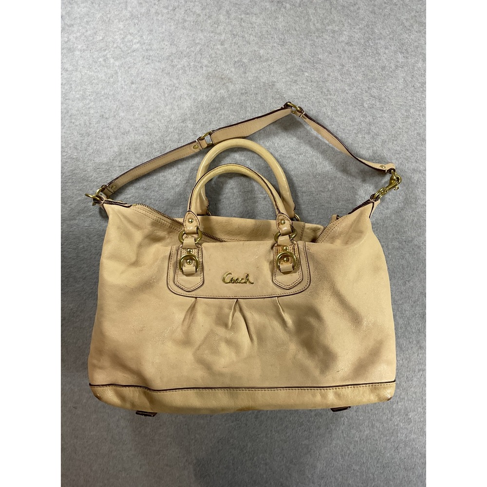 Coach Cream Leather Satchel Shoulder Bag Gold Hardware Pleated Large Handbag